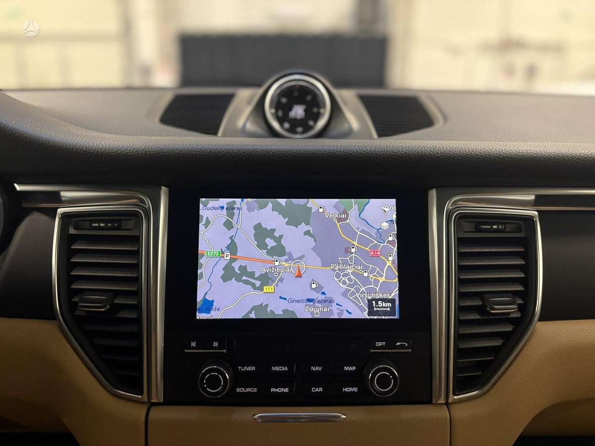 Porsche Macan, 2.0 l., Внедорожник / Кроссовер