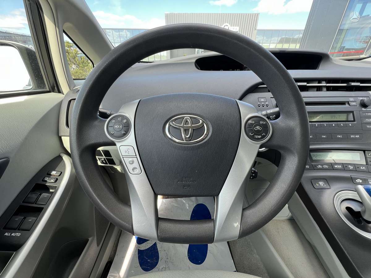 Toyota Prius - 9