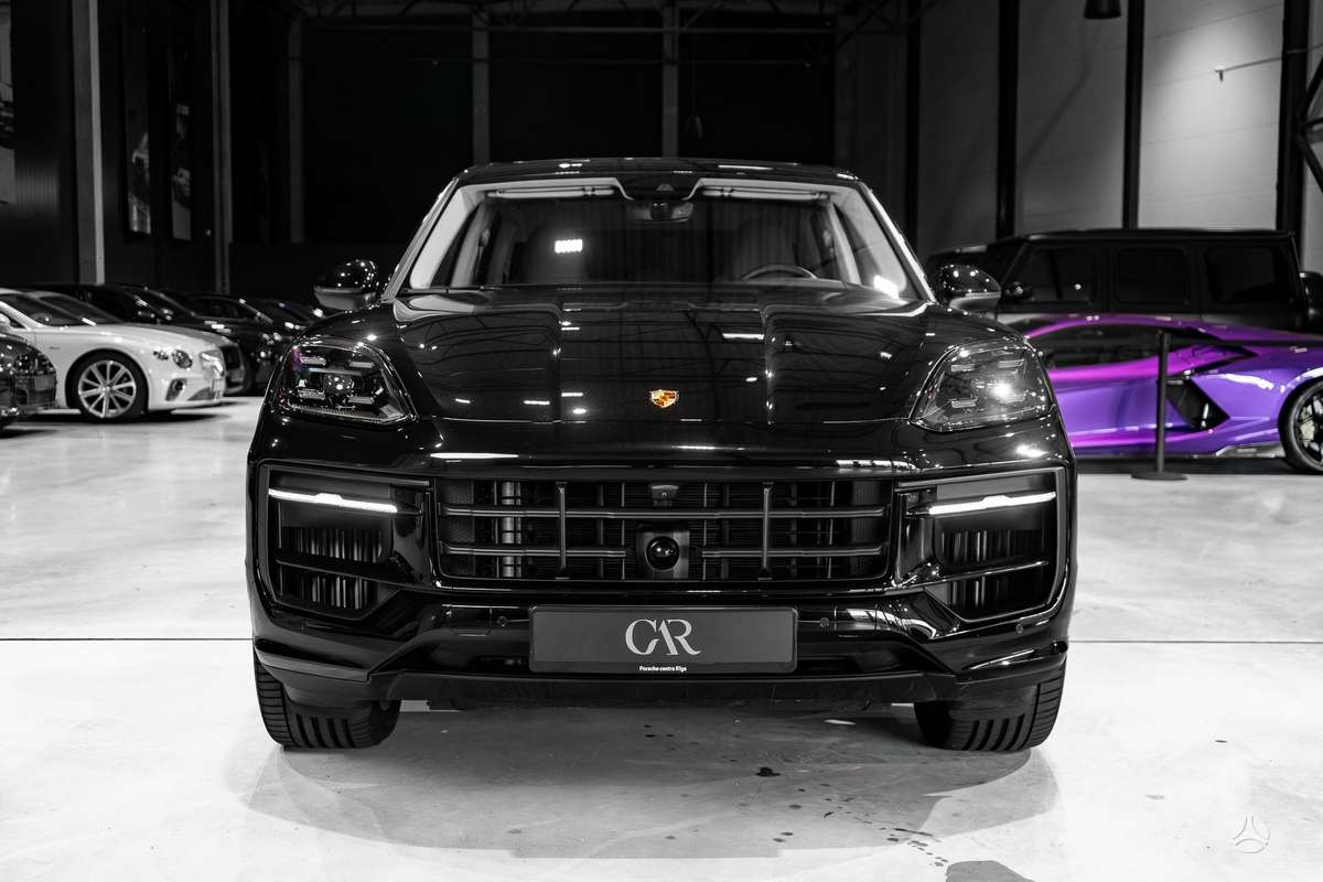 Porsche Cayenne - 2