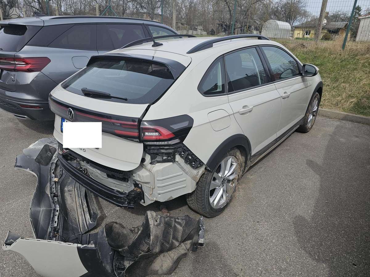 Volkswagen Taigo dalimis. Dalimis