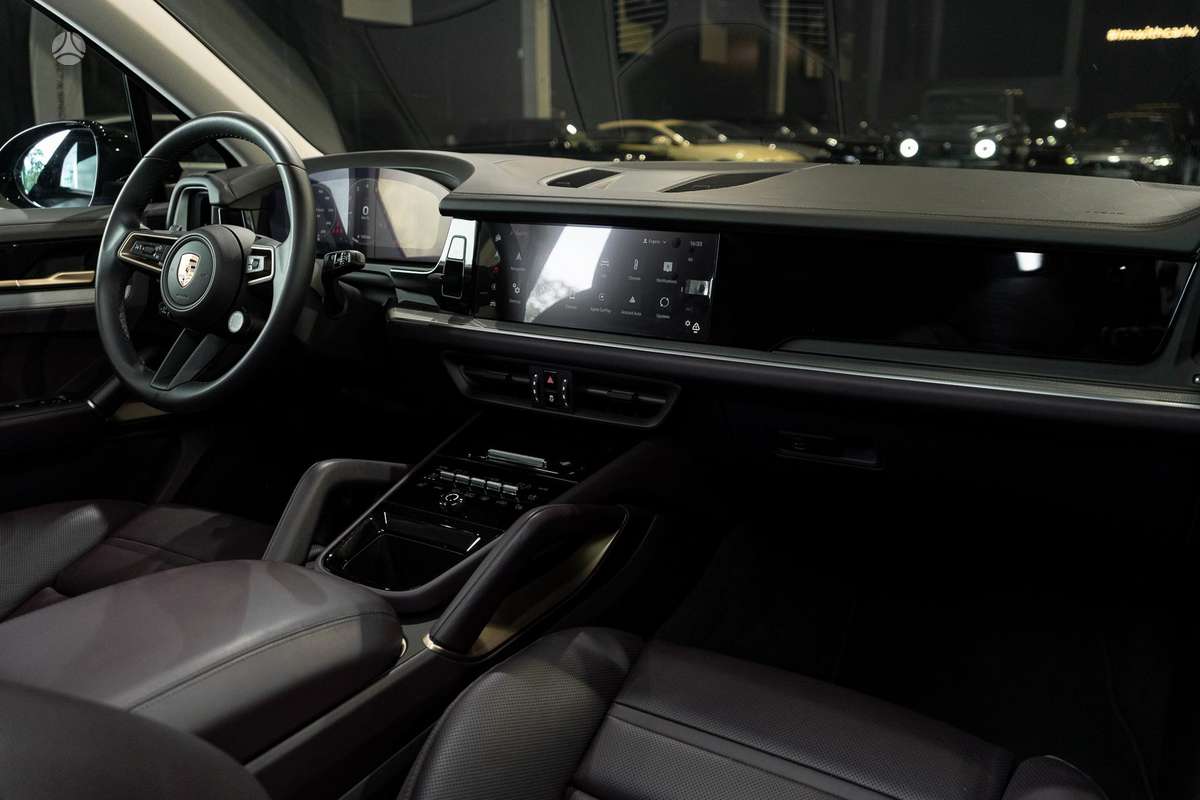 Porsche Cayenne - 12