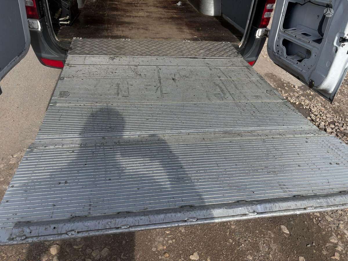 Mercedes-Benz Sprinter, mpv / minivan
