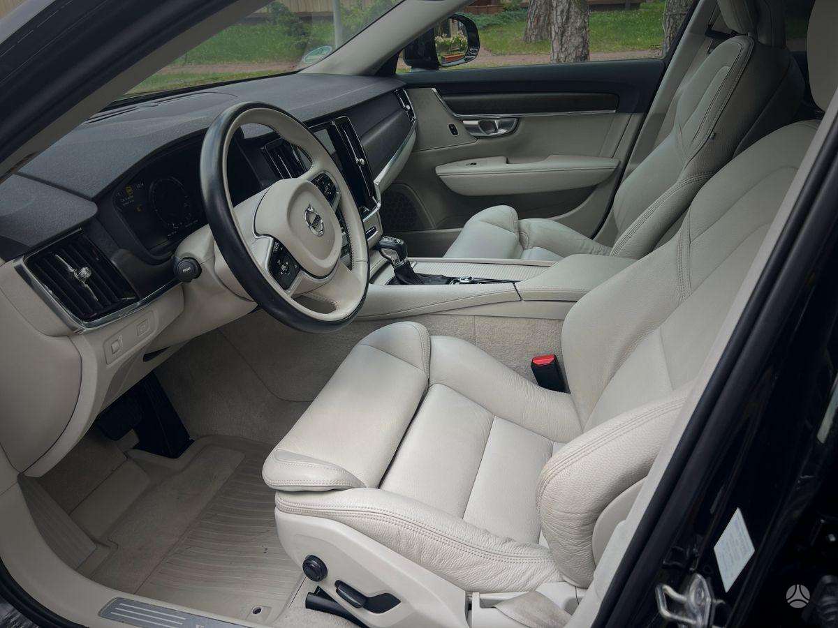 Volvo V90 Cross Country - 6