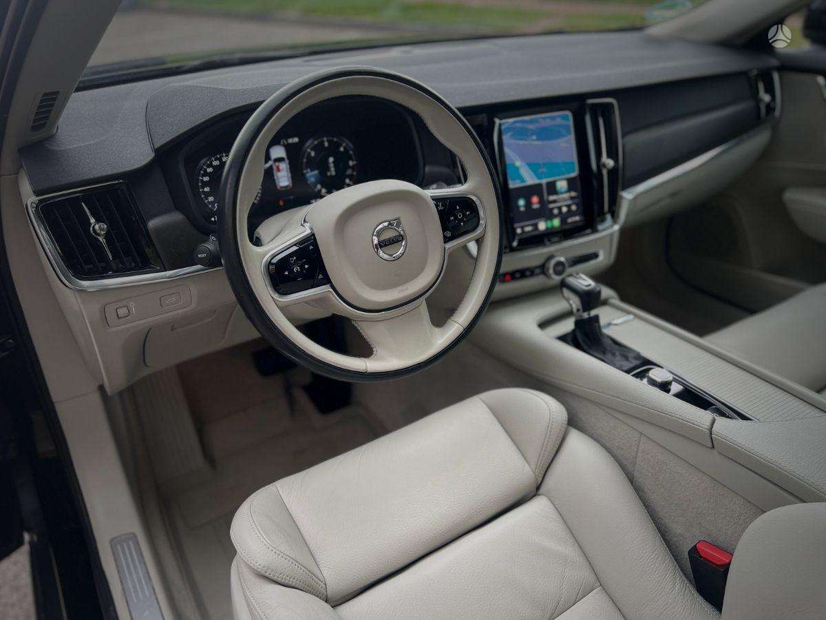 Volvo V90 Cross Country - 9