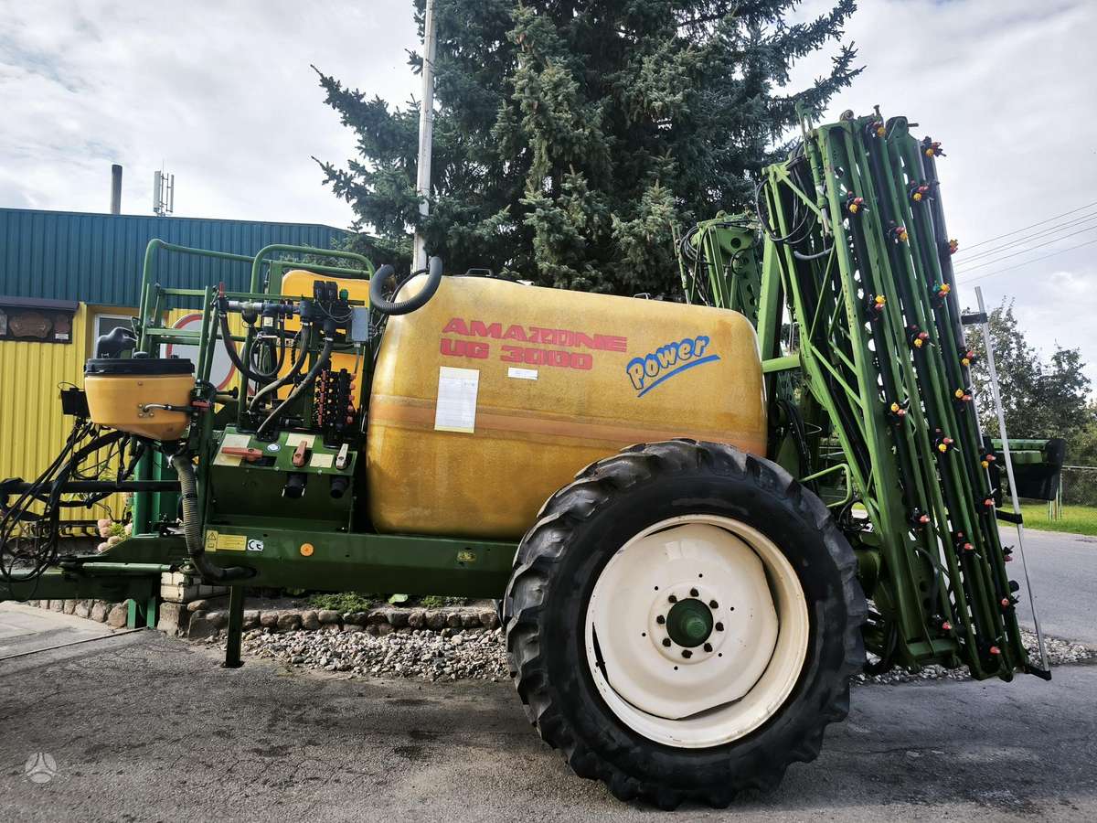 Amazone UG 3000, разбрызгиватели
