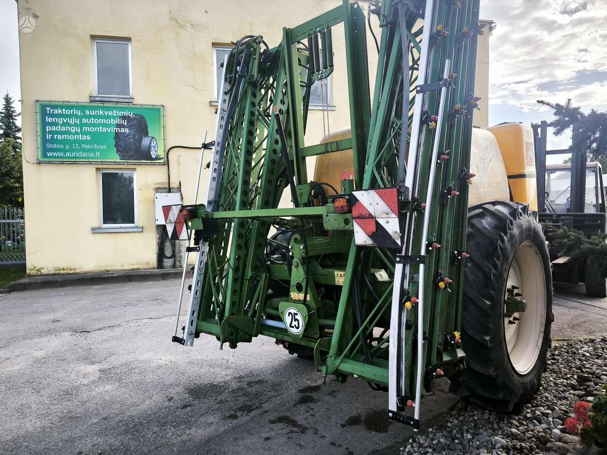 Amazone UG 3000, разбрызгиватели