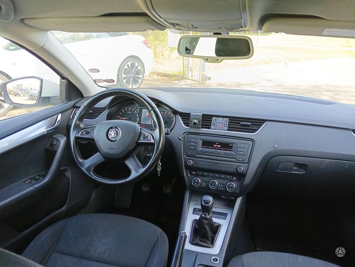 Skoda Octavia, 2.0 l., Седан