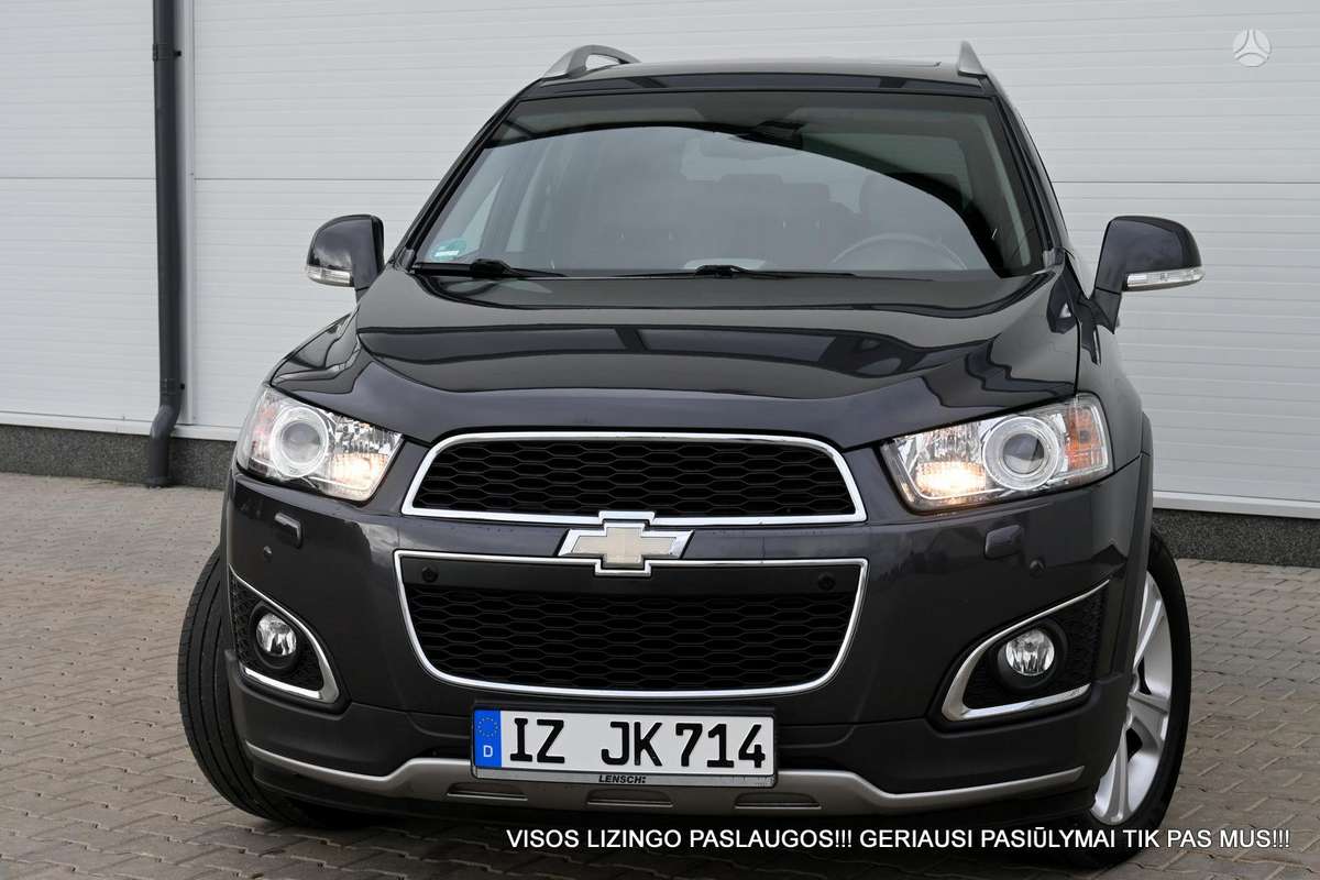 Chevrolet Captiva 2013 — rear view