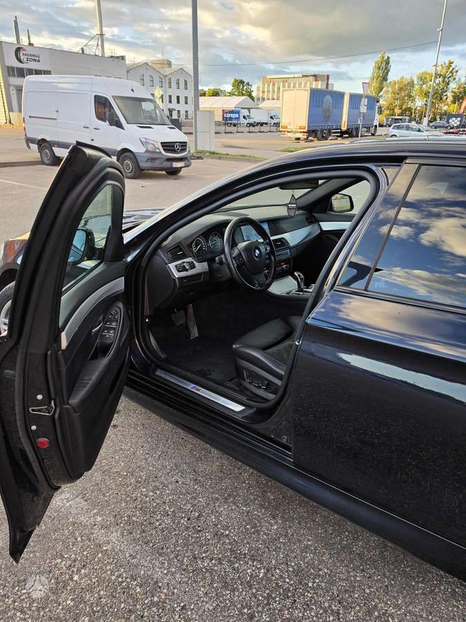 BMW 530, 3.0 l., Седан