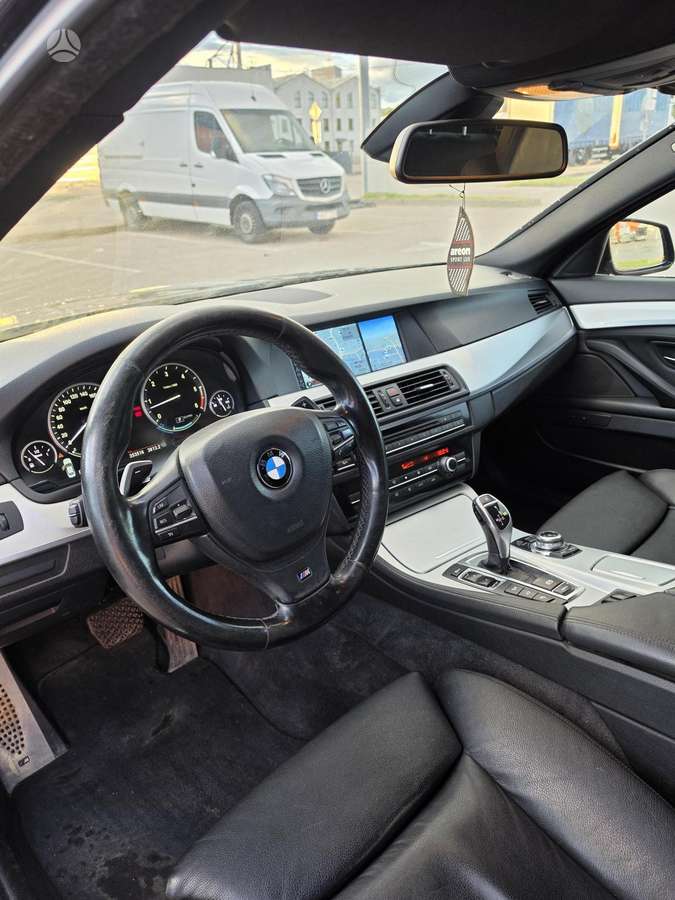 BMW 530, 3.0 l., Седан