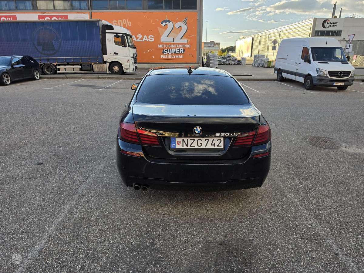 BMW 530, 3.0 l., Седан