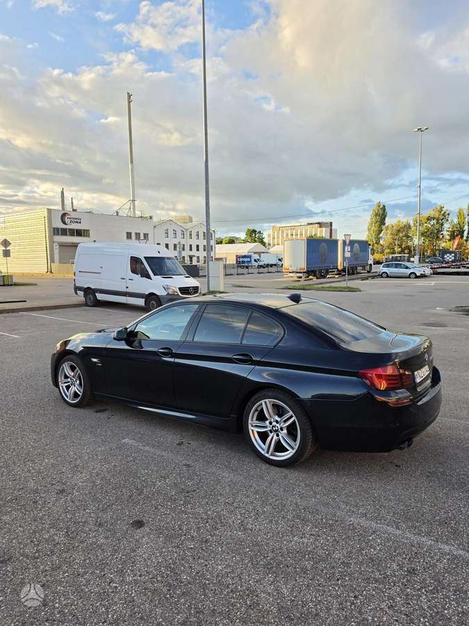 BMW 530, 3.0 l., Седан