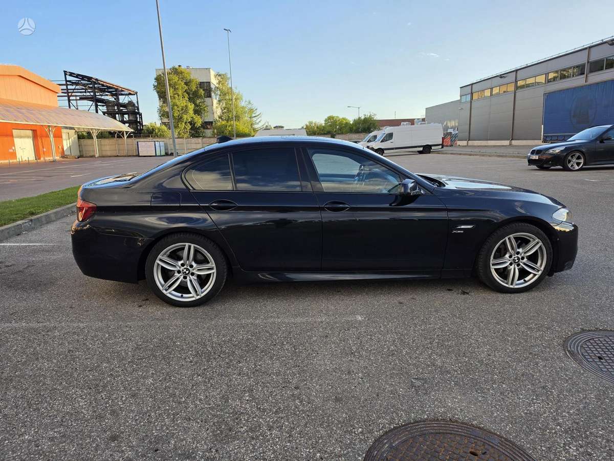 BMW 530, 3.0 l., Седан