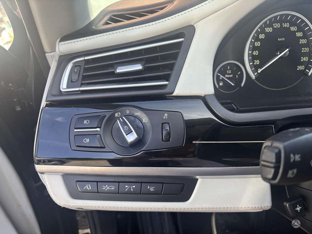 BMW 730, 3.0 l., Седан