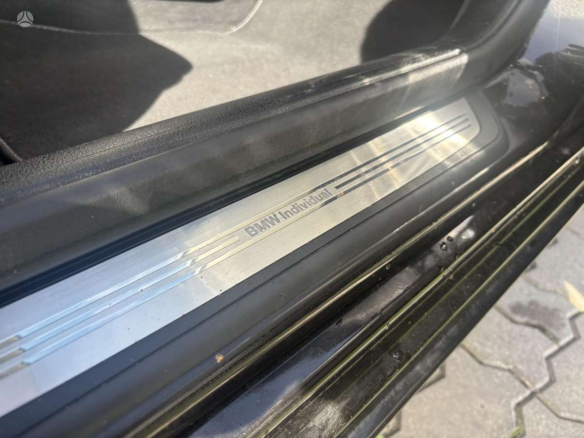 BMW 730, 3.0 l., sedanas