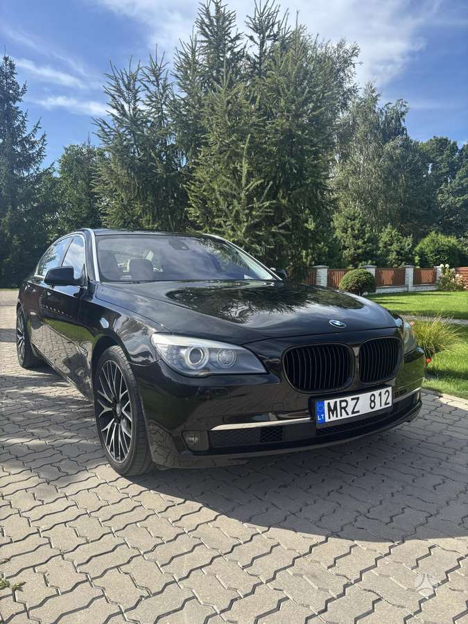 BMW 730, 3.0 l., Седан