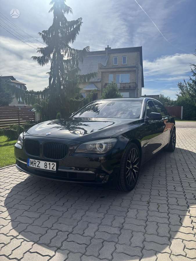 BMW 730, 3.0 l., Седан