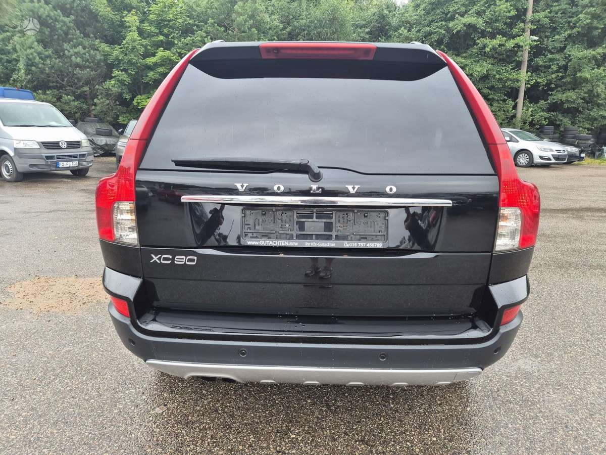 Volvo XC90 - 9