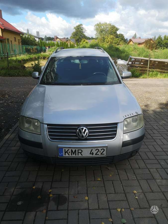 Volkswagen Passat - 2
