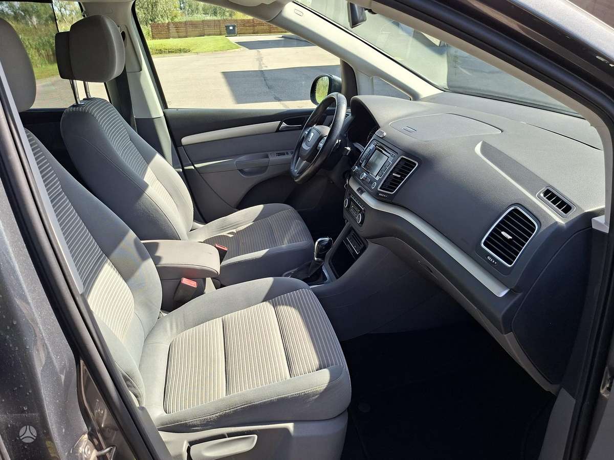 Seat Alhambra, 2.0 l., Минивэн