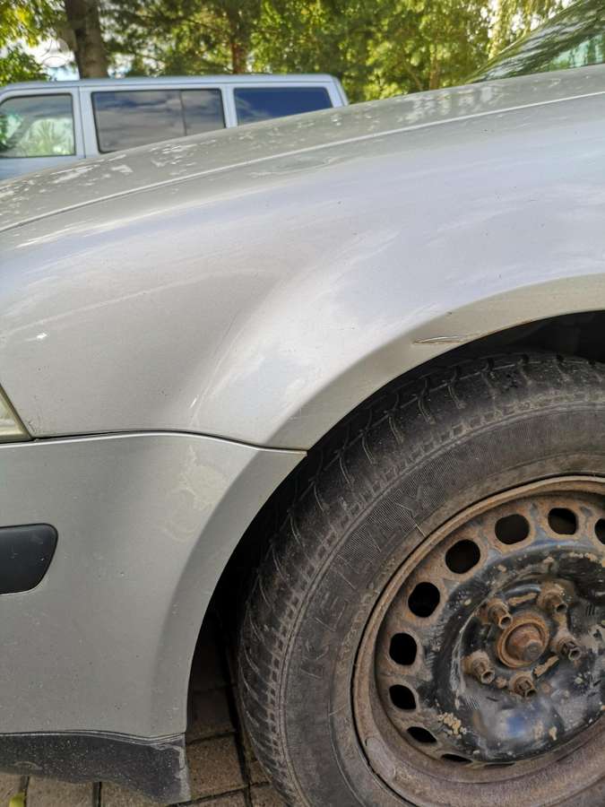 Volkswagen Passat - 11