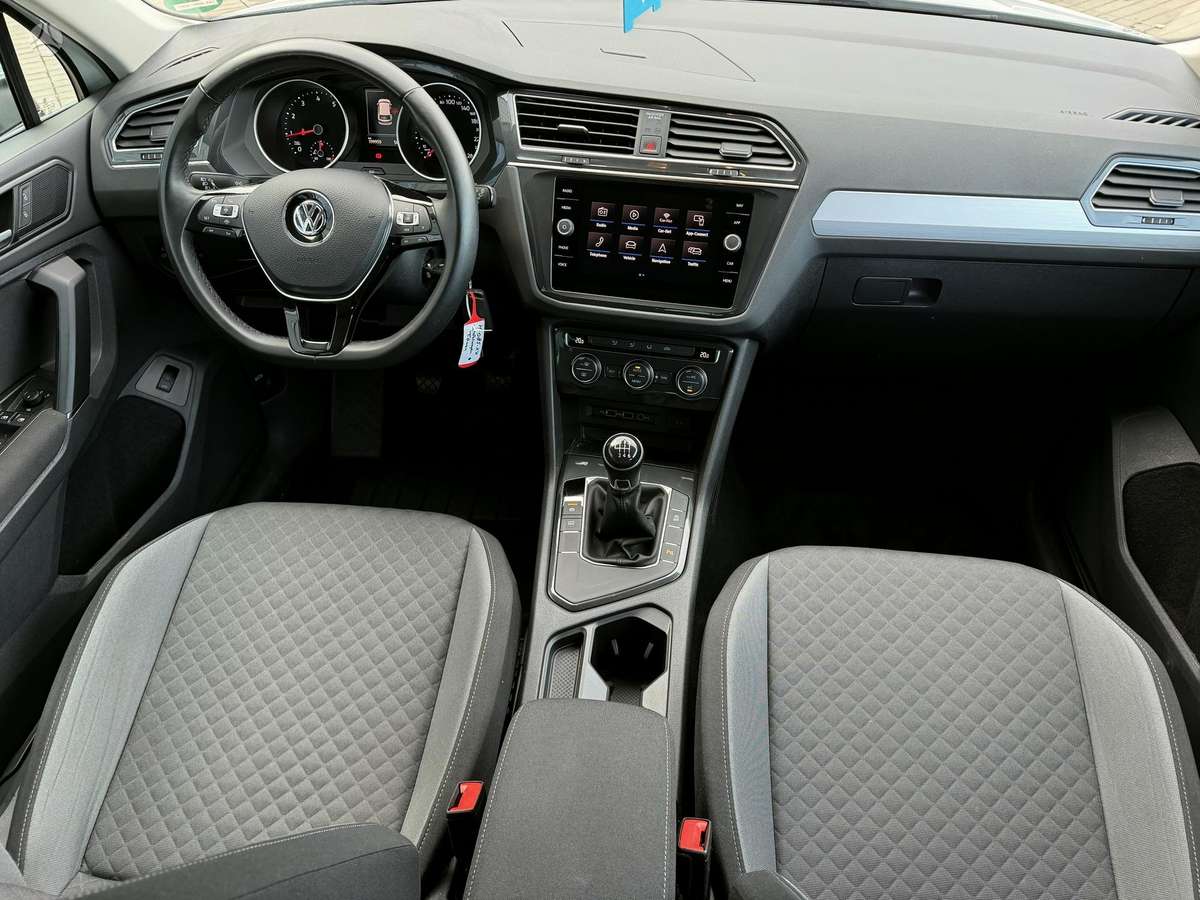 Volkswagen Tiguan - 8