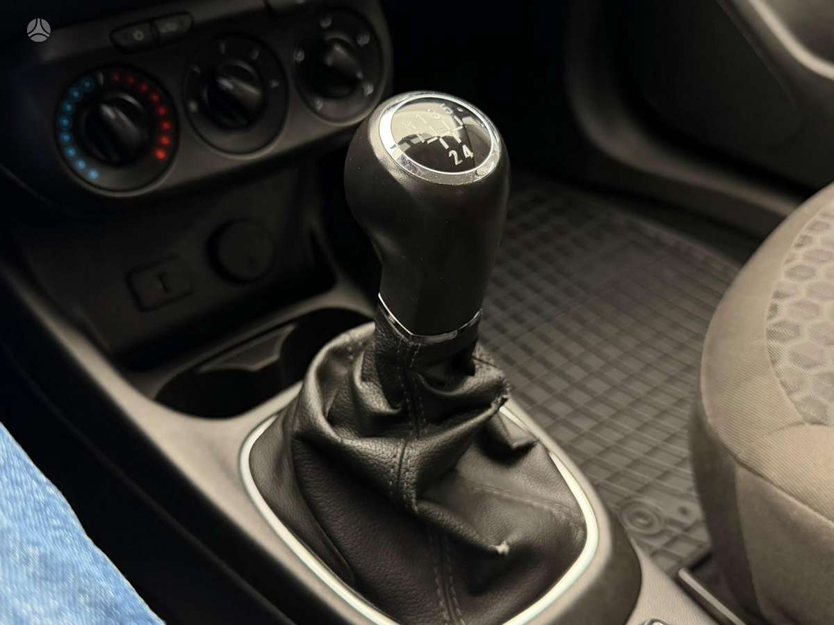 Opel Corsa, 1.2 l., Хэтчбек