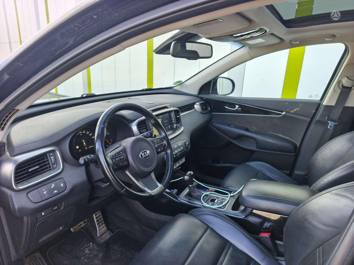 Kia Sorento, 2.2 l., Внедорожник / Кроссовер
