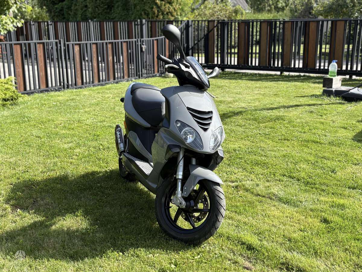 Piaggio NRG 50cc, мотороллеры / мопеды