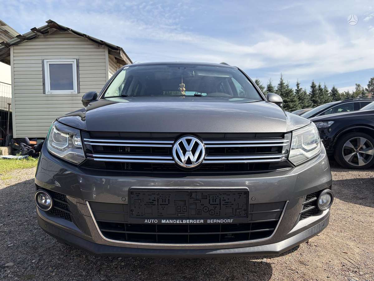 Volkswagen Tiguan - 4