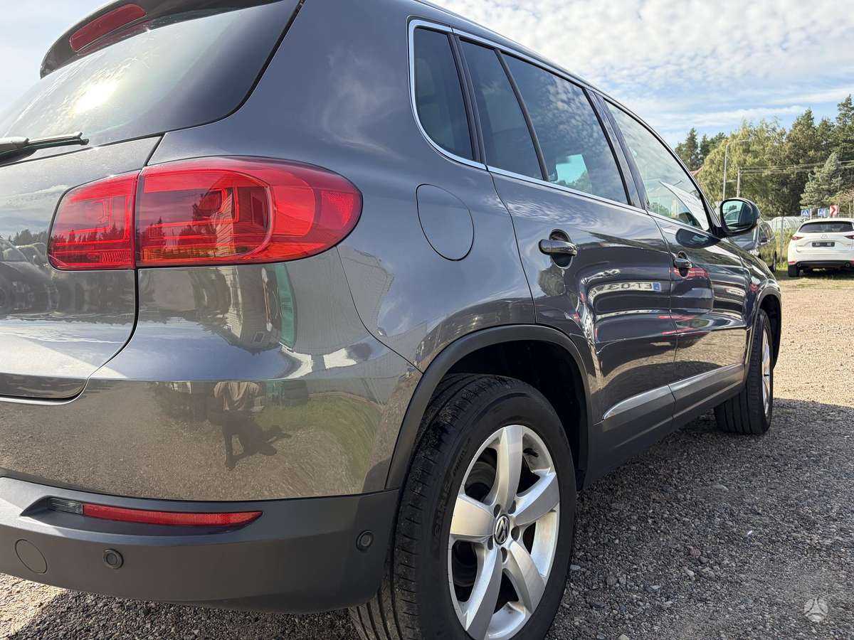 Volkswagen Tiguan - 5