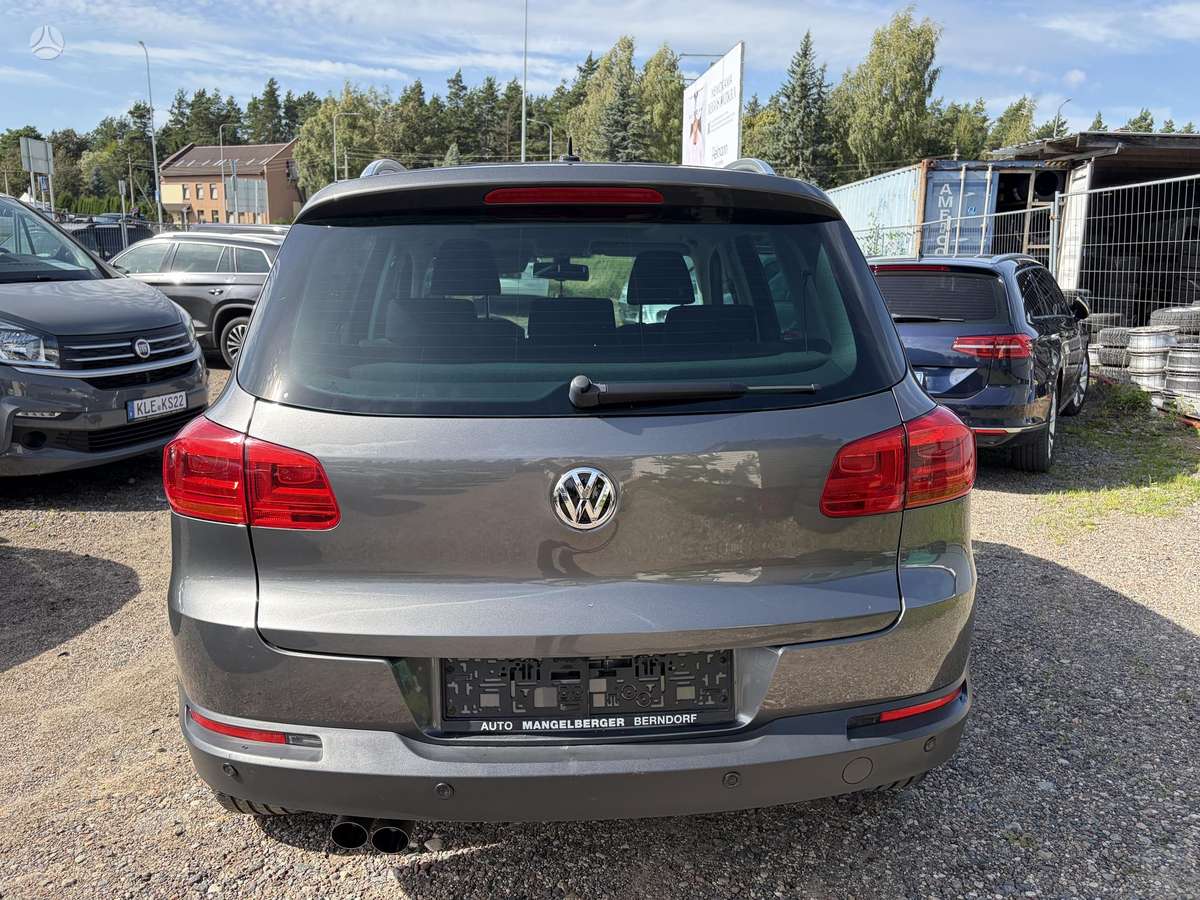 Volkswagen Tiguan - 8