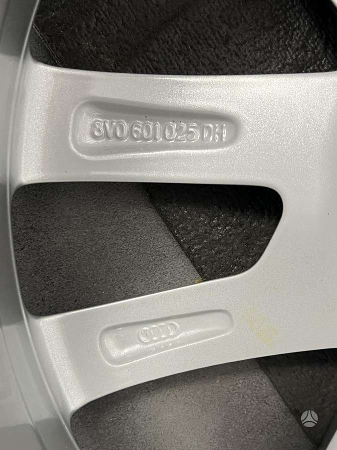 Audi A3 8V NAUJI originalūs ratai, light alloy, R17