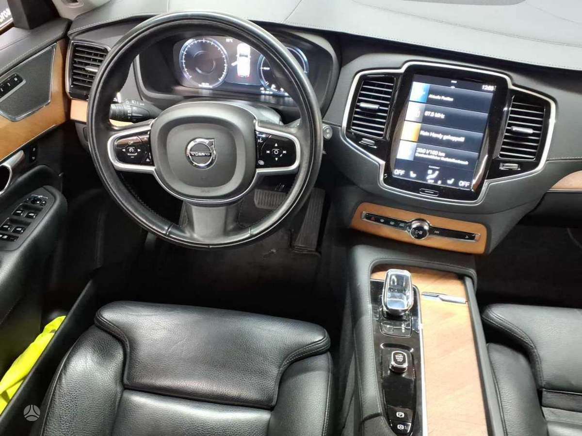 Volvo XC90 - 3