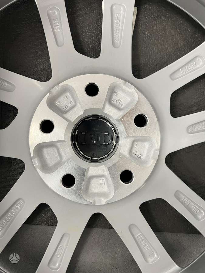 Audi A3 8V NAUJI originalūs ratai, light alloy, R17