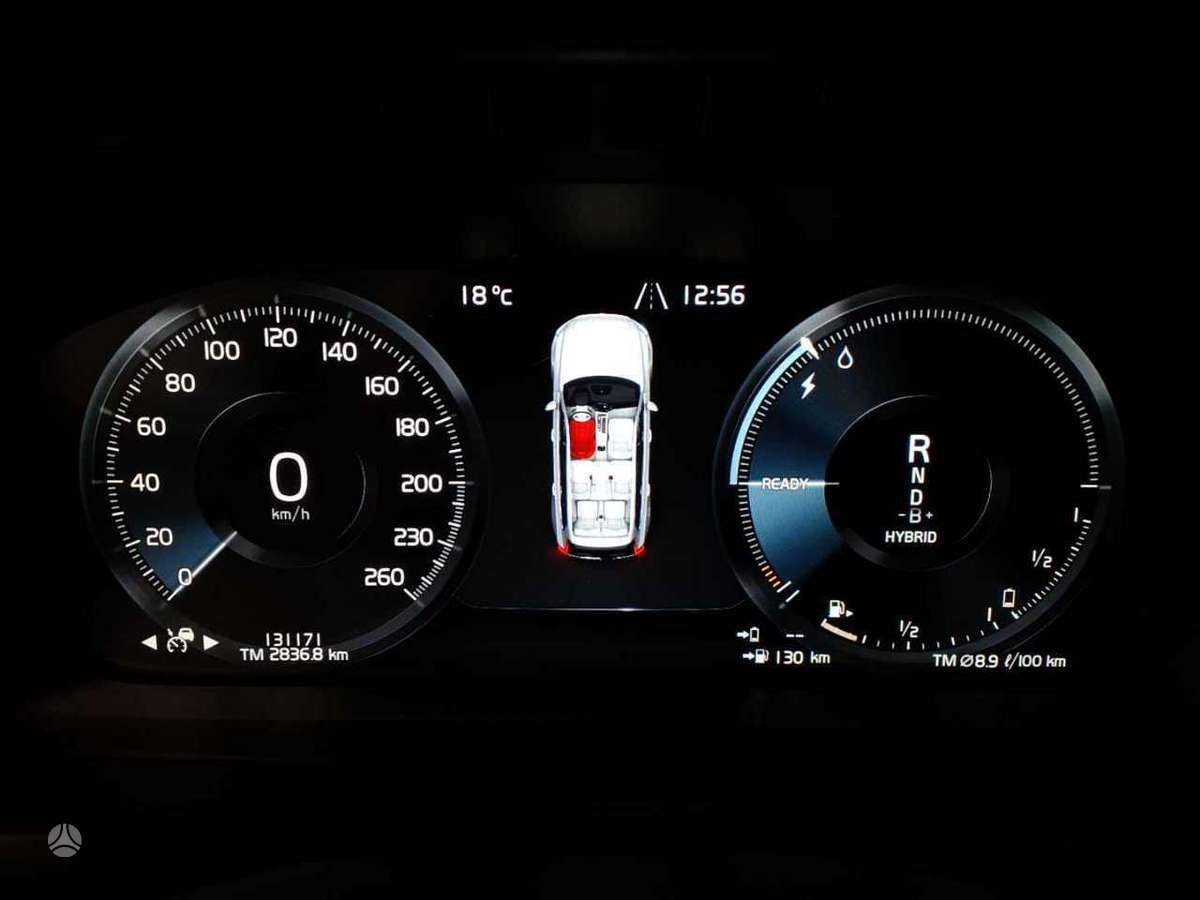 Volvo XC90 - 8