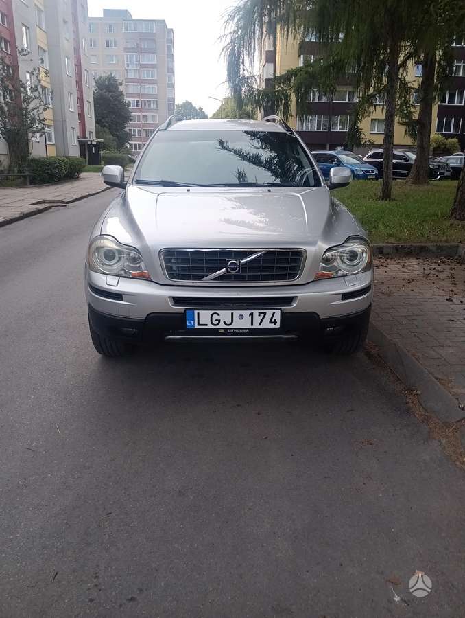 Volvo XC90 - 2