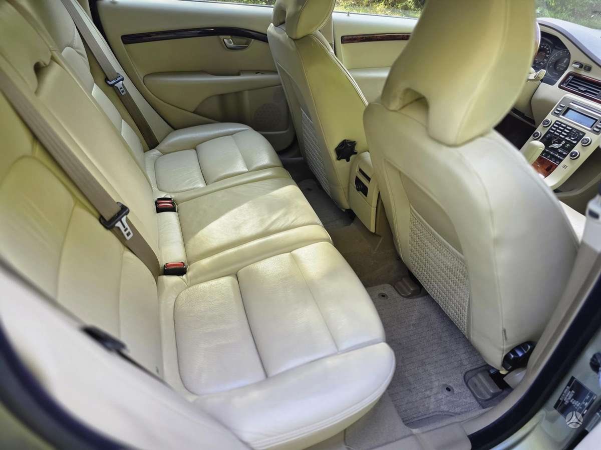 Volvo XC70, 2.4 l., Универсал