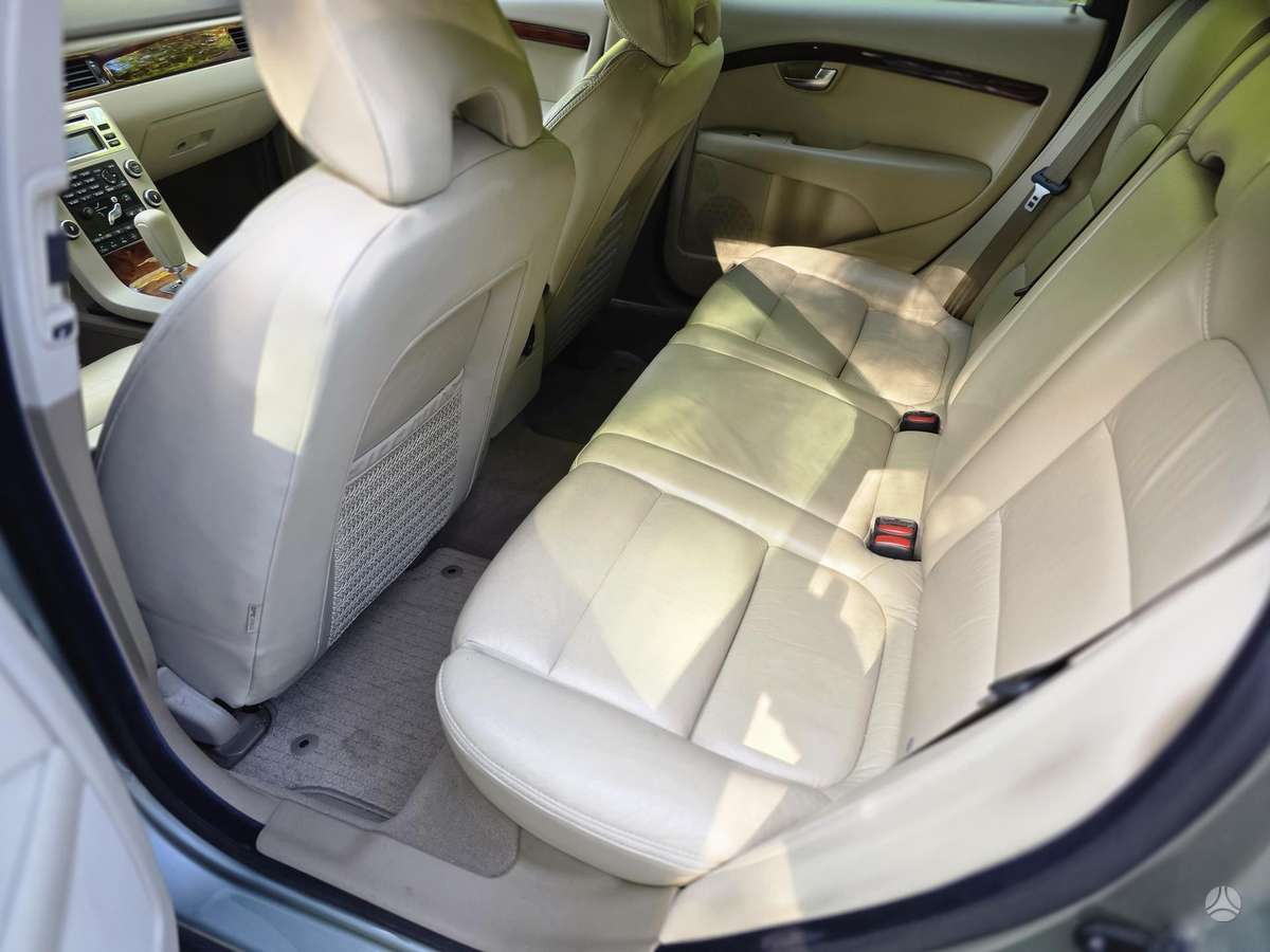 Volvo XC70, 2.4 l., Универсал