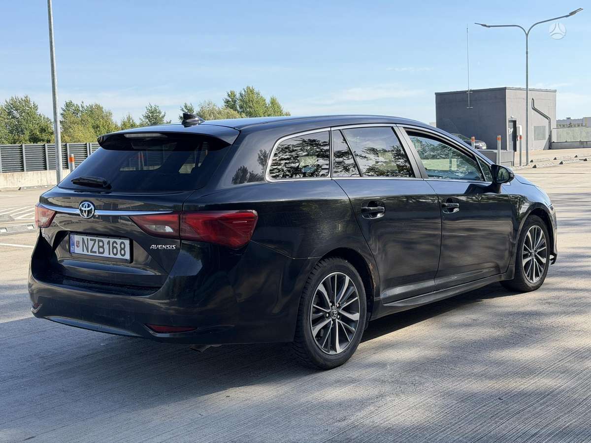 Toyota Avensis - 4