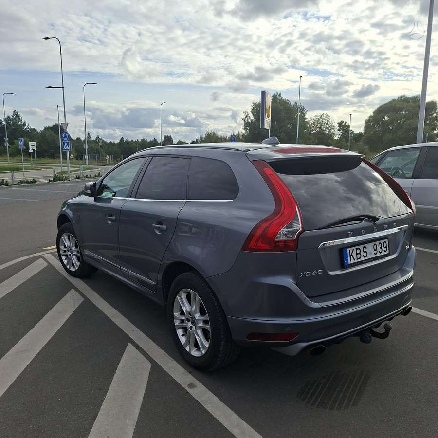 Volvo XC60 - 2