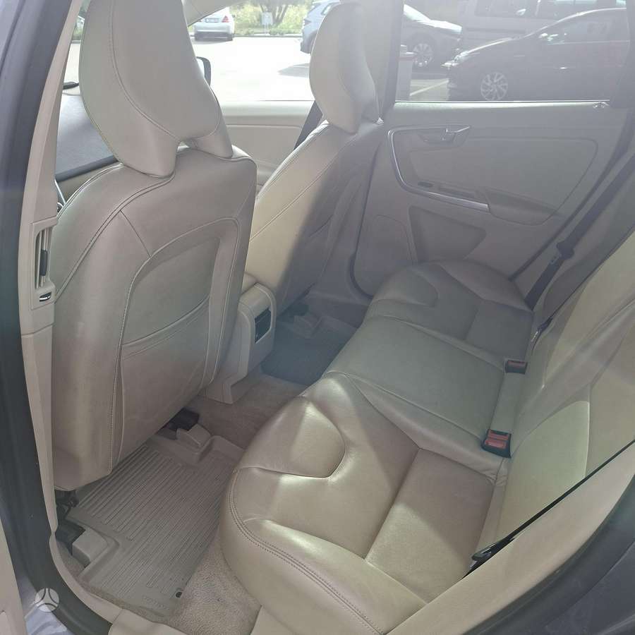 Volvo XC60 - 5