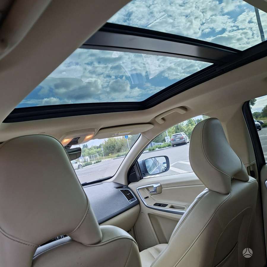 Volvo XC60 - 8