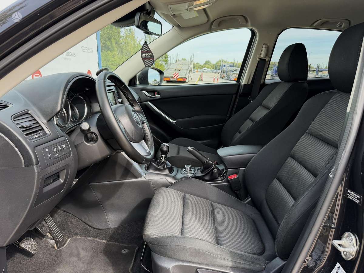 Mazda CX-5, 2.2 l., off-road / crossover
