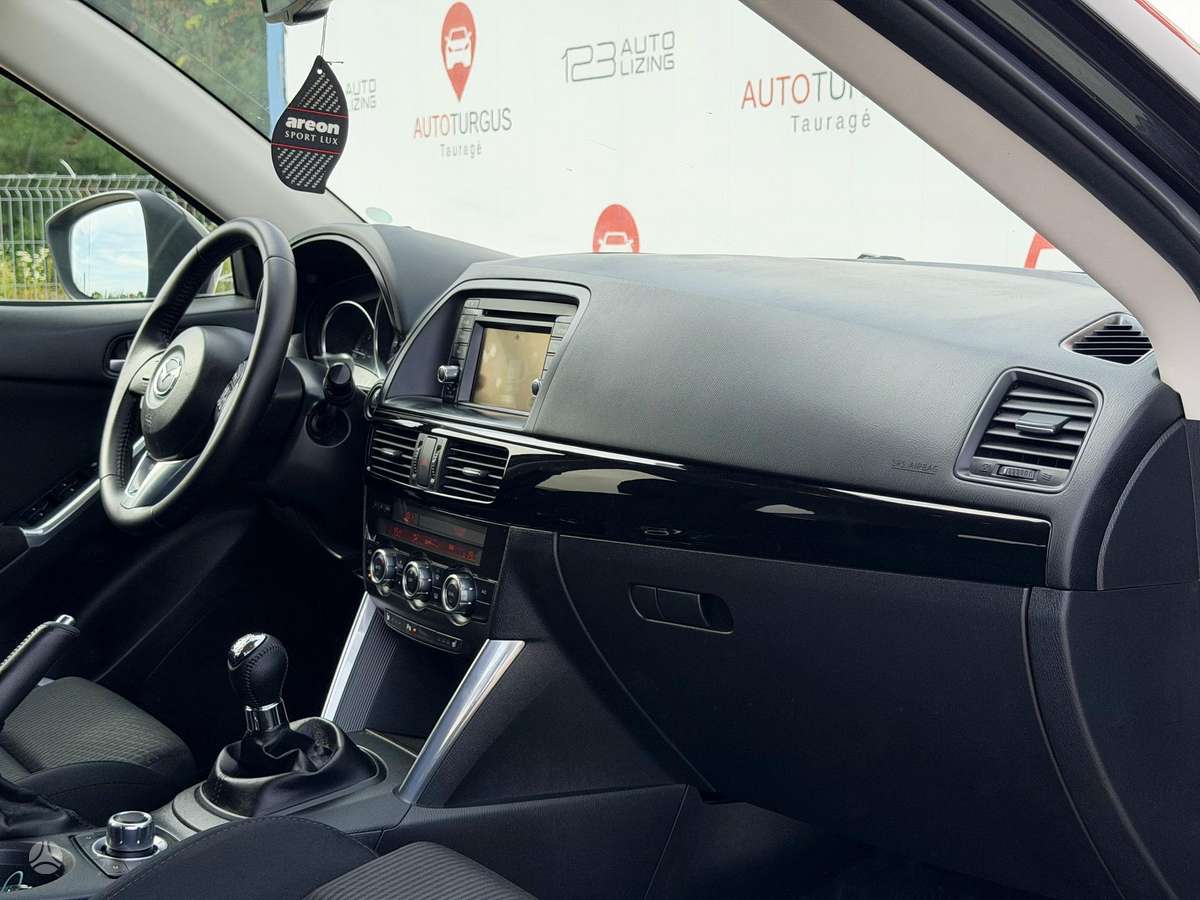 Mazda CX-5, 2.2 l., off-road / crossover