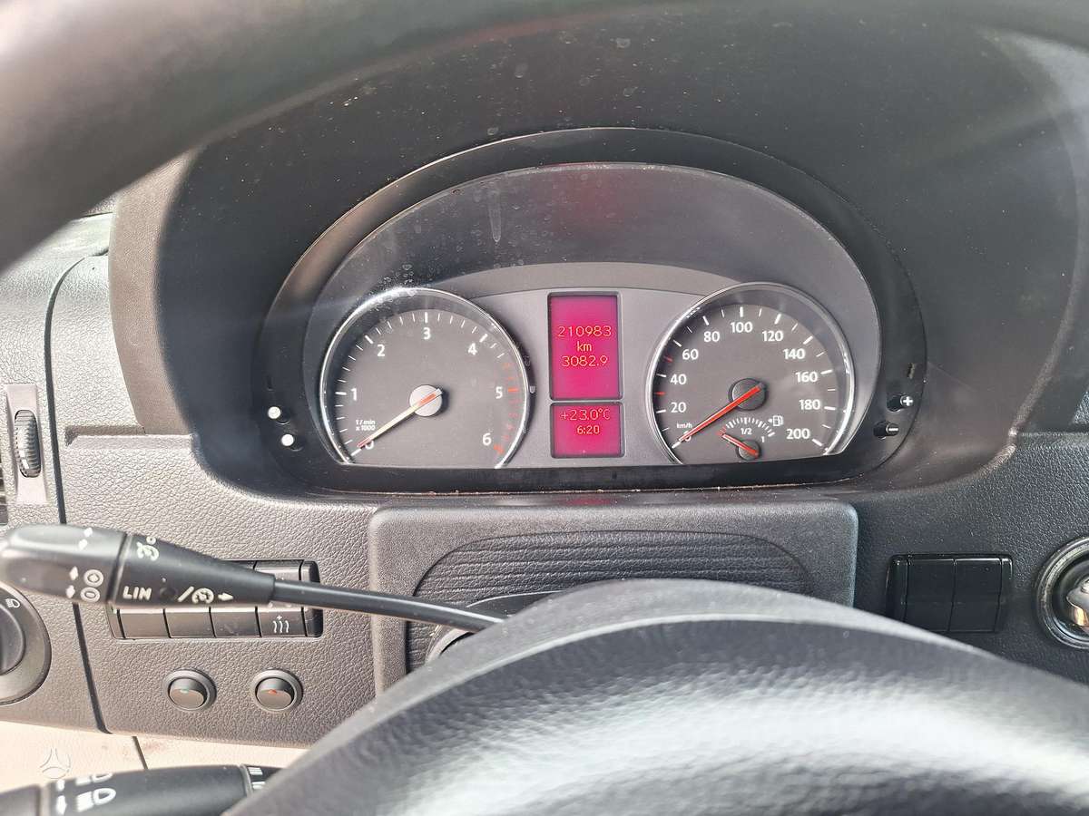 Volkswagen Crafter - 7