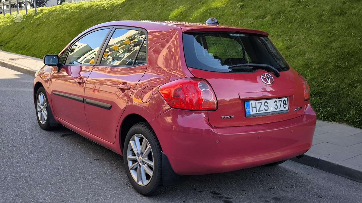 Toyota Auris - 5
