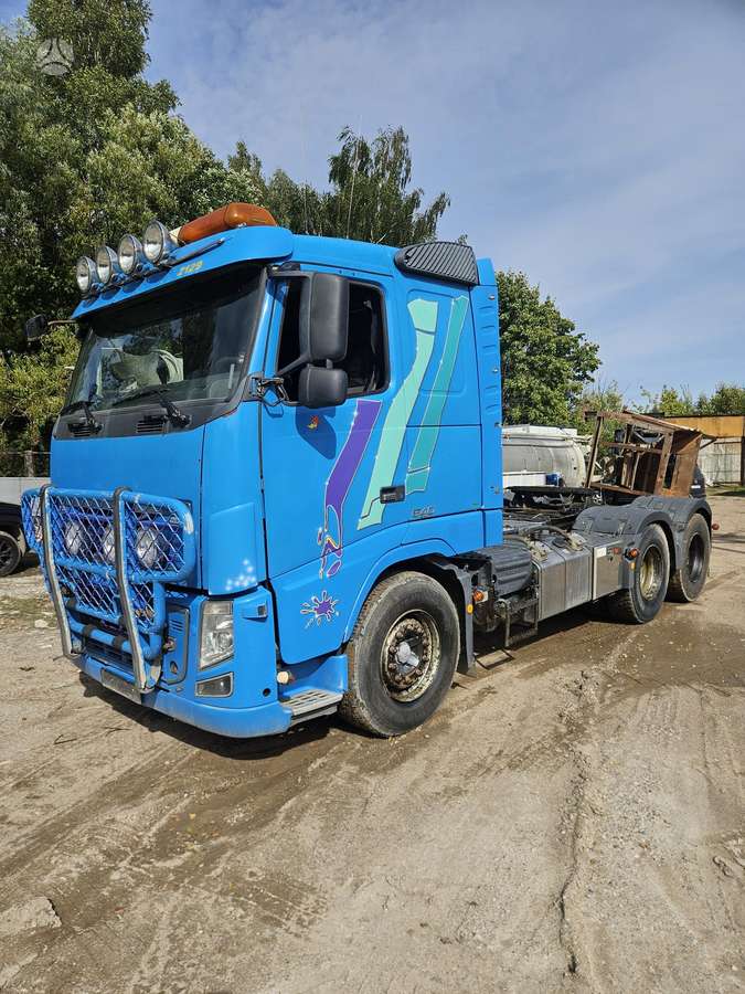 Volvo FH16, single sleeper
