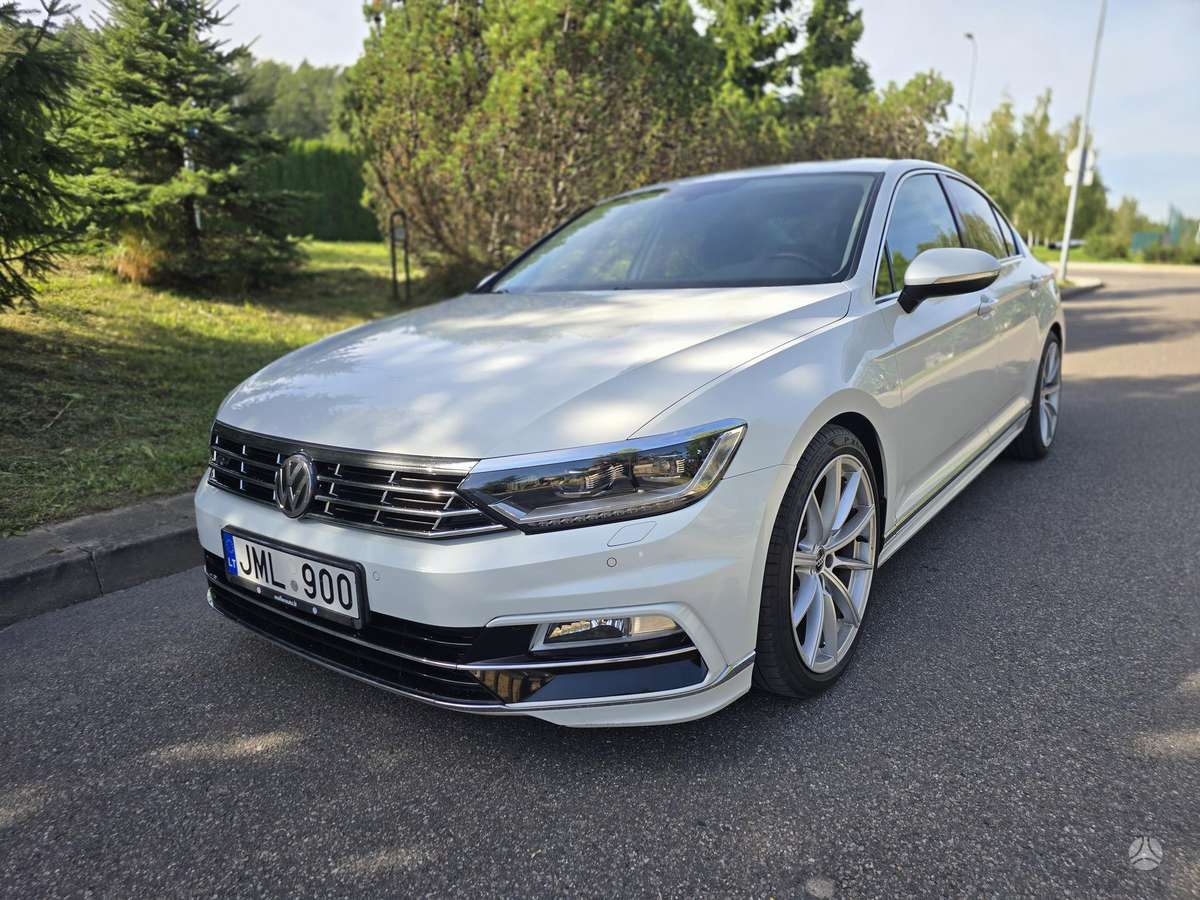 Volkswagen Passat - 2