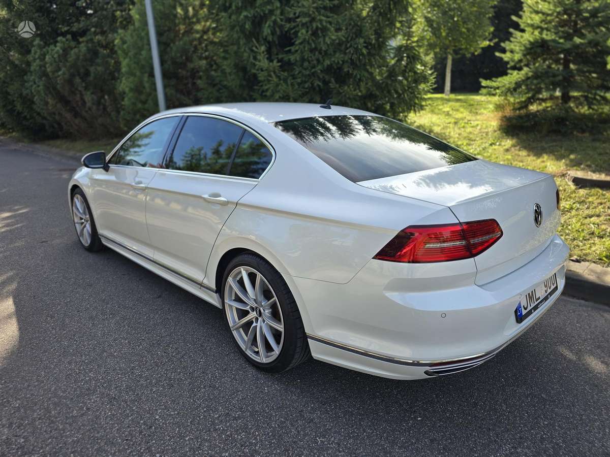 Volkswagen Passat - 5